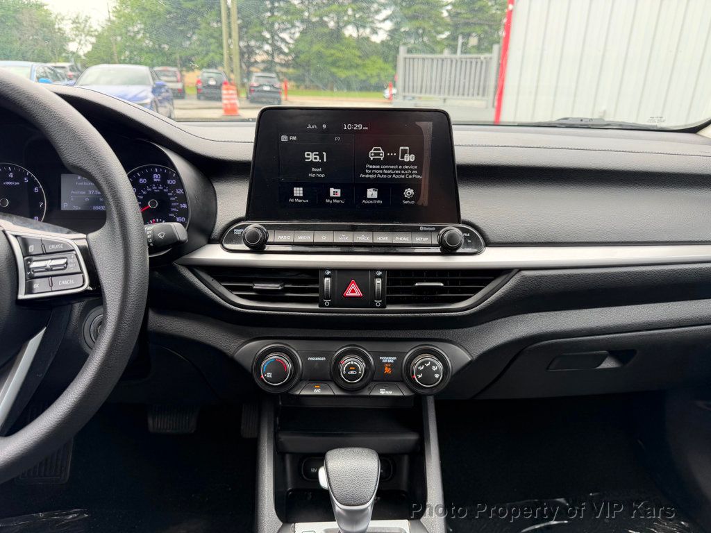 2021 Kia Forte LXS IVT - 23037797 - 22