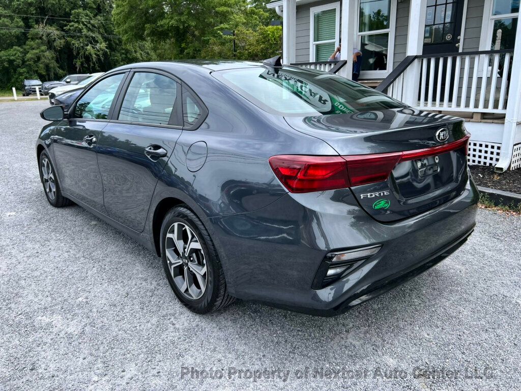 2021 Kia Forte LXS photo 3