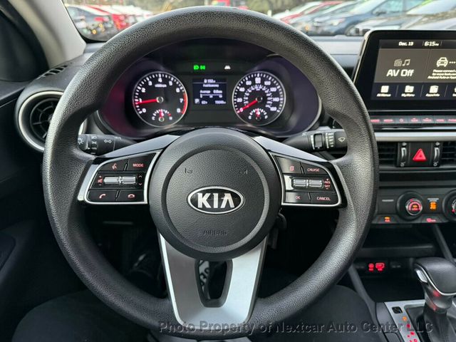 2021 Kia Forte LXS IVT - 22951544 - 18