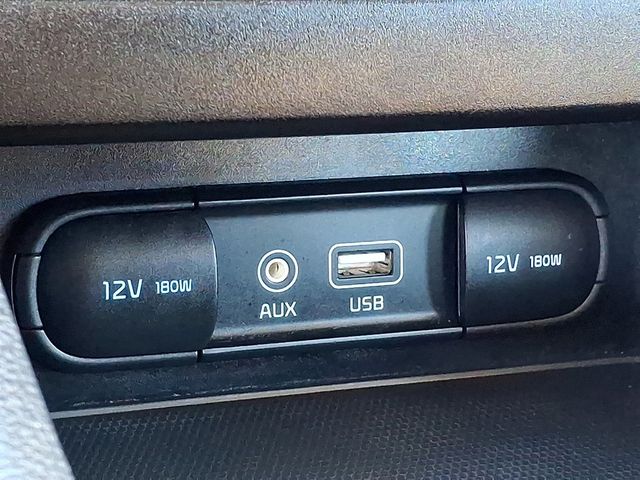 2021 Kia Forte LXS IVT - 22983319 - 22