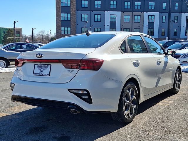 2021 Kia Forte LXS IVT - 22983319 - 3