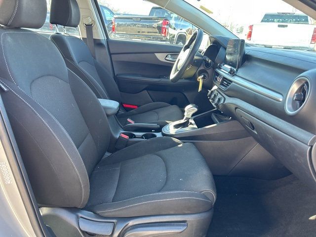 2021 Kia Forte LXS IVT - 22978061 - 14