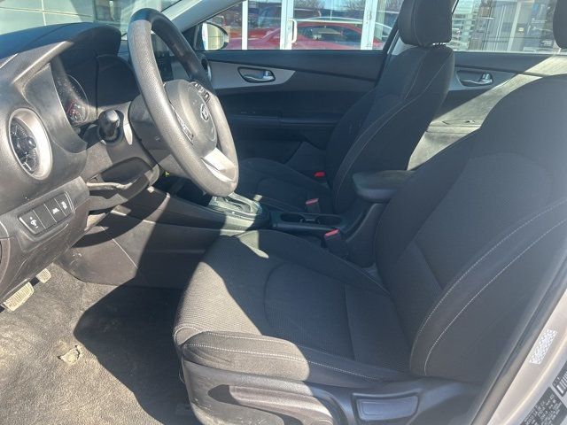 2021 Kia Forte LXS IVT - 22978061 - 7