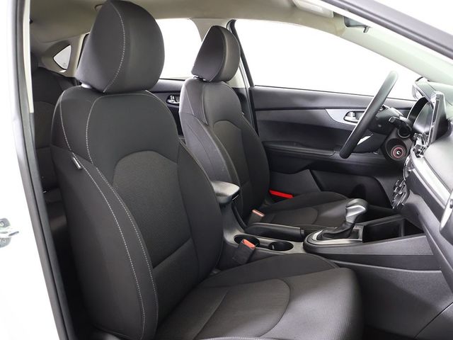 2021 Kia Forte LXS IVT - 22941819 - 25