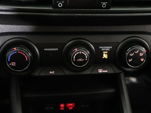 2021 Kia Forte LXS IVT - 22941819 - 40