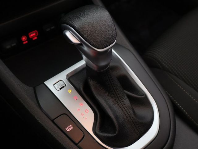 2021 Kia Forte LXS IVT - 22948927 - 34