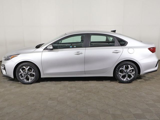 2021 Kia Forte LXS IVT - 23088217 - 13