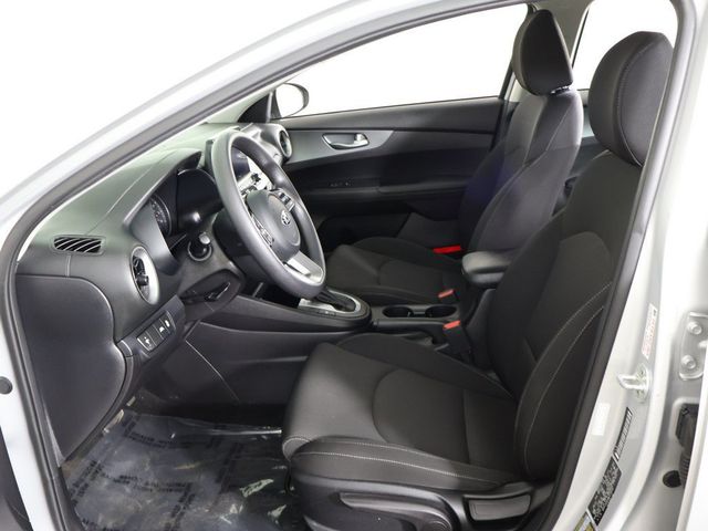 2021 Kia Forte LXS IVT - 23088217 - 24