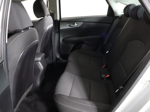 2021 Kia Forte LXS IVT - 23088217 - 28