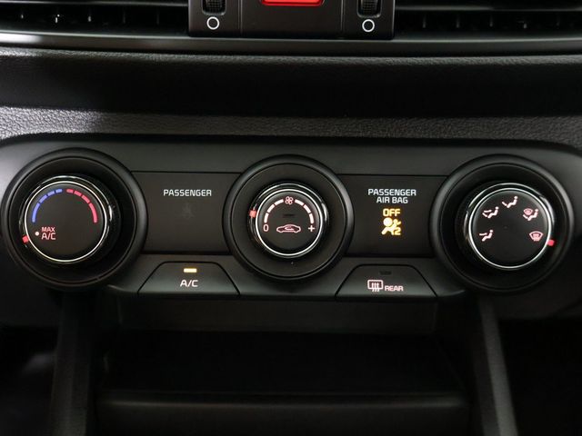 2021 Kia Forte LXS IVT - 23088217 - 40