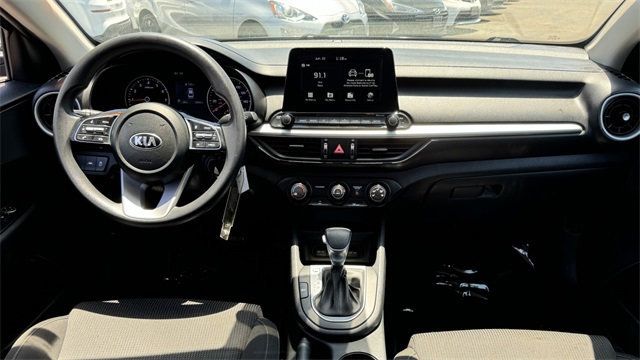 2021 Kia Forte LXS IVT - 22492114 - 21