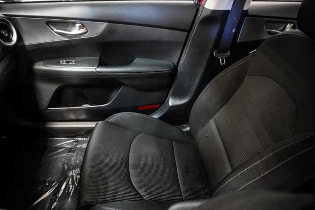 2021 Kia Forte LXS IVT - 23037867 - 25