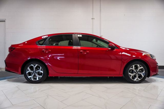 2021 Kia Forte LXS IVT - 23037867 - 29