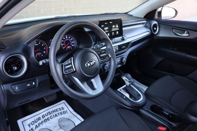 2021 Kia Forte LXS IVT - 23002191 - 12