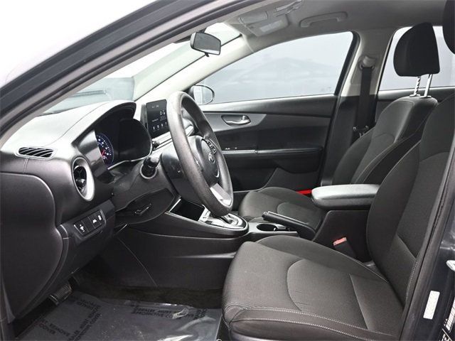 2021 Kia Forte LXS IVT - 22965877 - 11