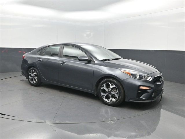2021 Kia Forte LXS IVT - 22965877 - 32