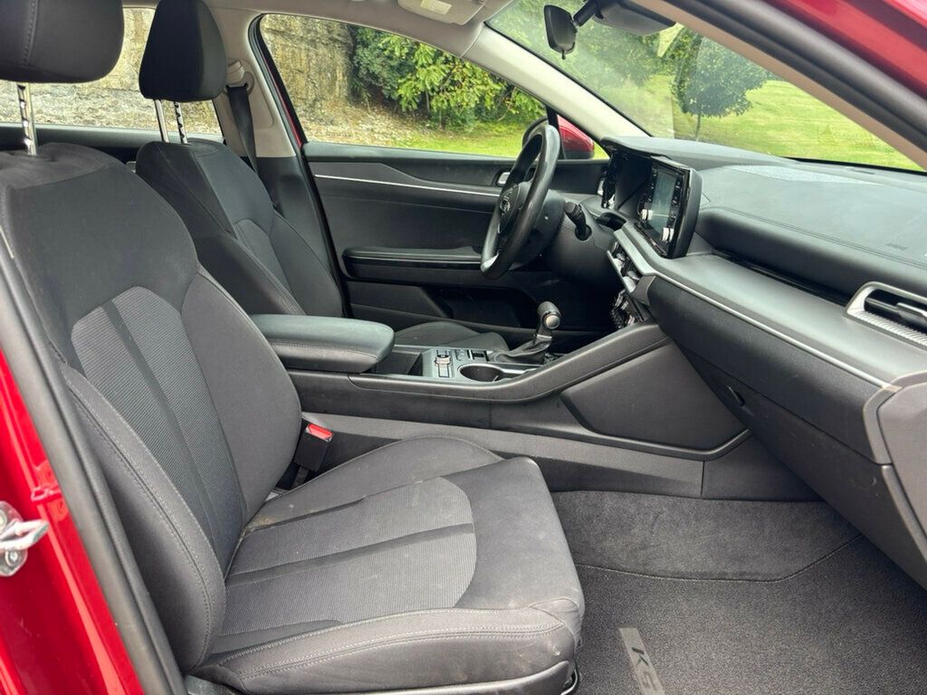 2021 Kia K5 LXS photo 4