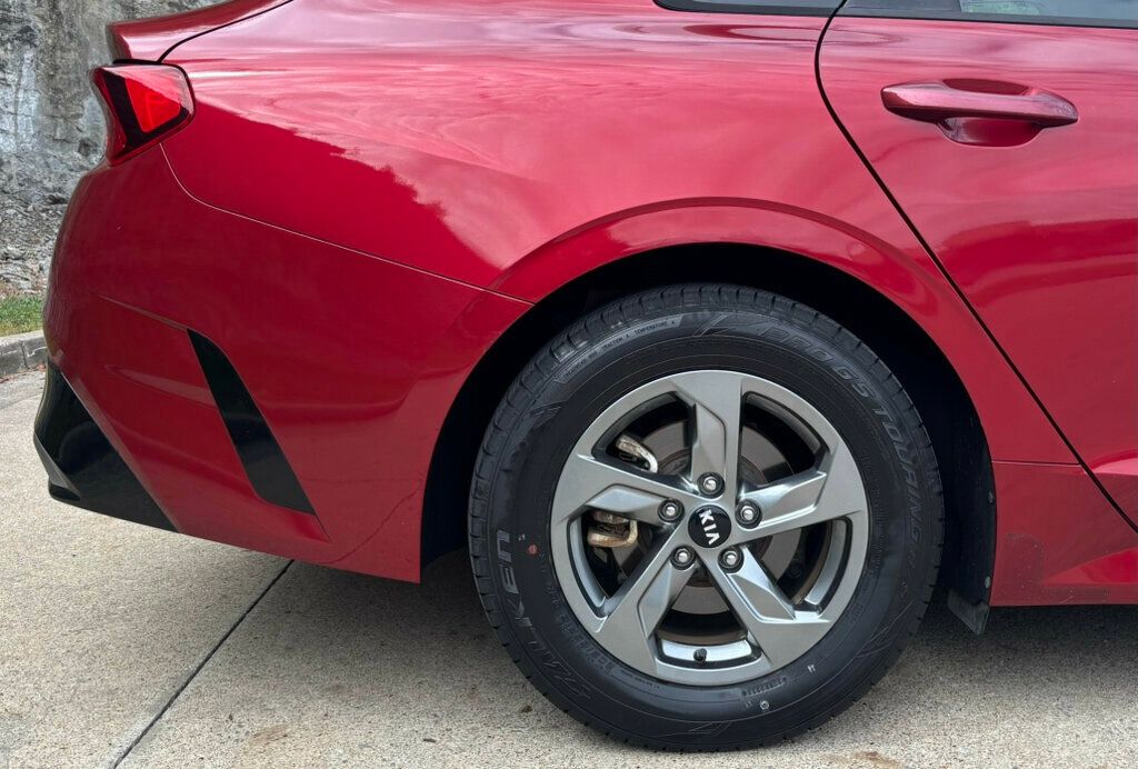 2021 Kia K5 LXS photo 26