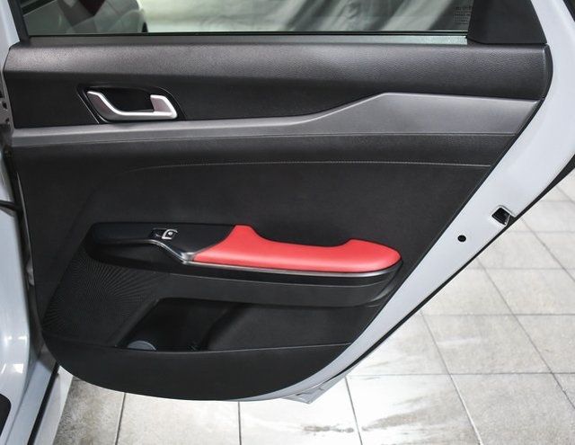 2021 Kia K5 GT-Line - 22960257 - 11