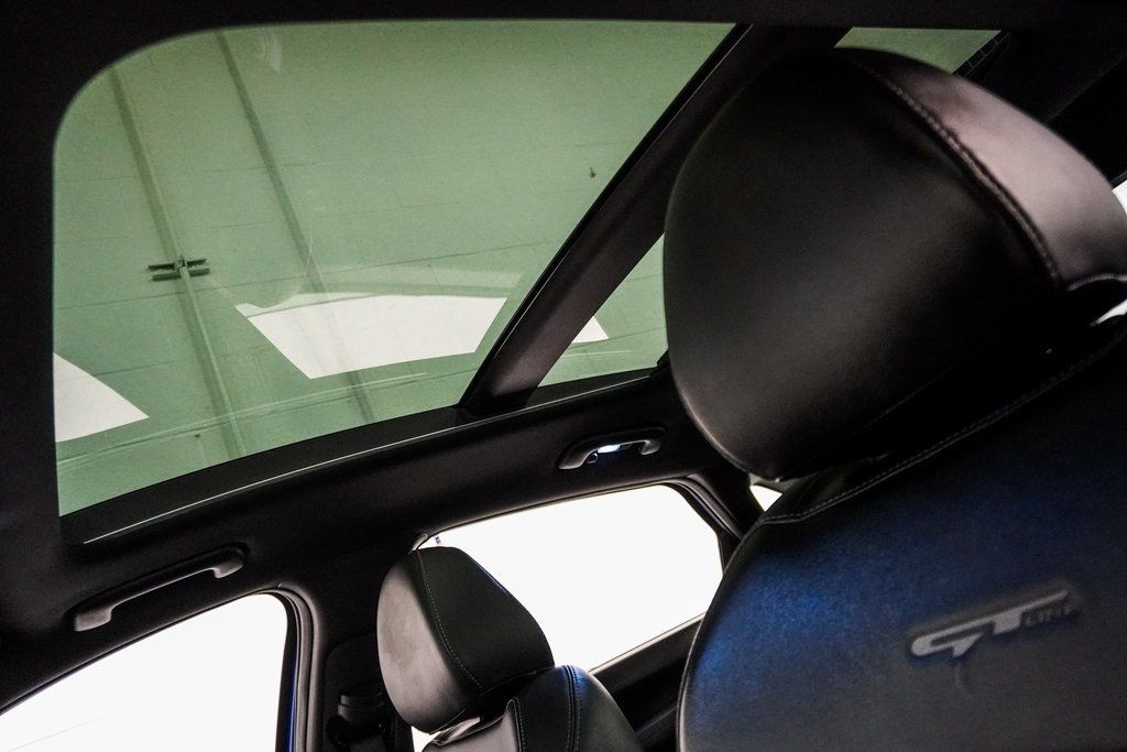2021 Kia K5 GT-Line photo 19