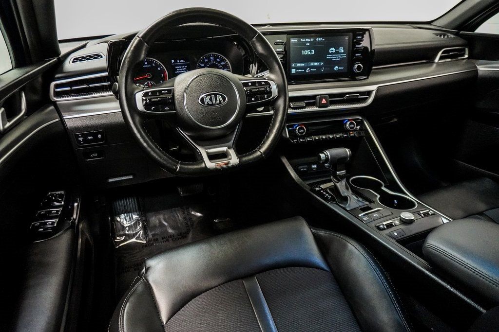 2021 Kia K5 GT-Line photo 24