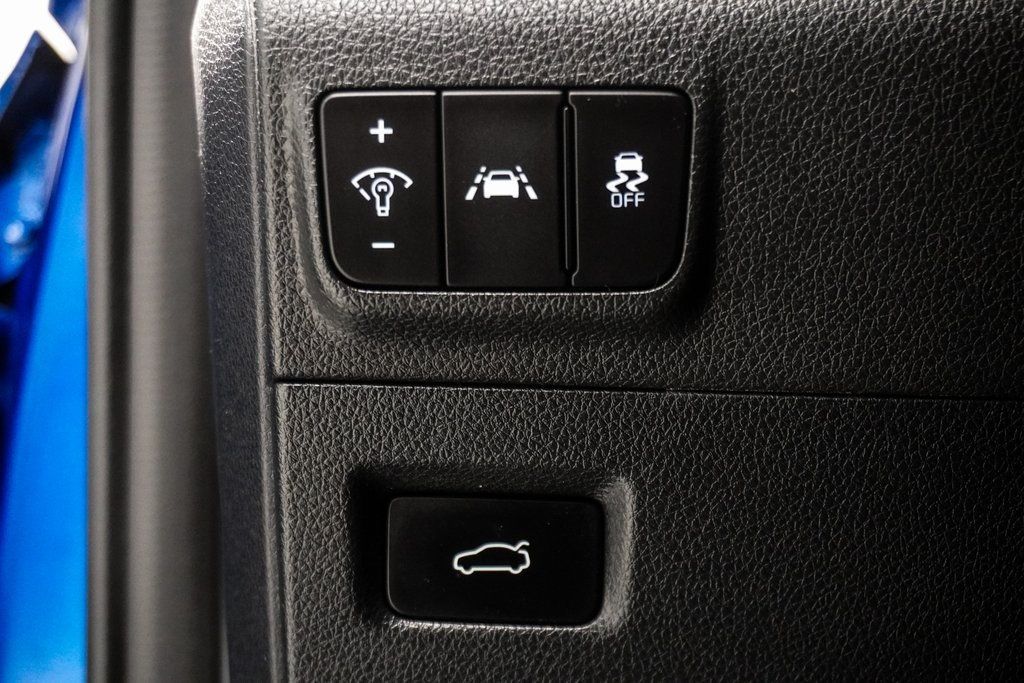 2021 Kia K5 GT-Line photo 31