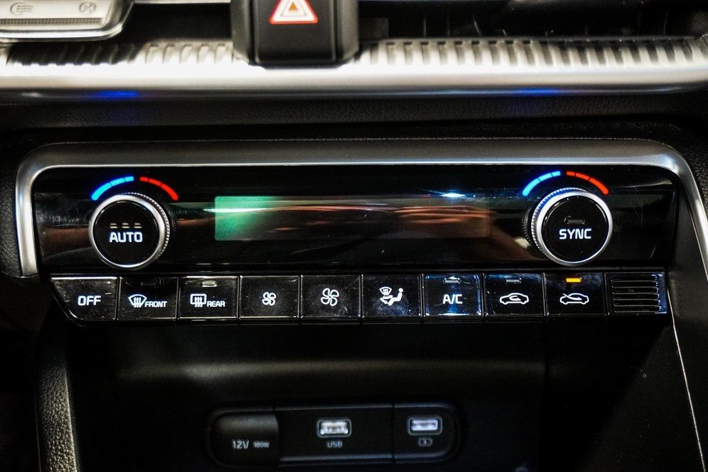 2021 Kia K5 GT-Line photo 36