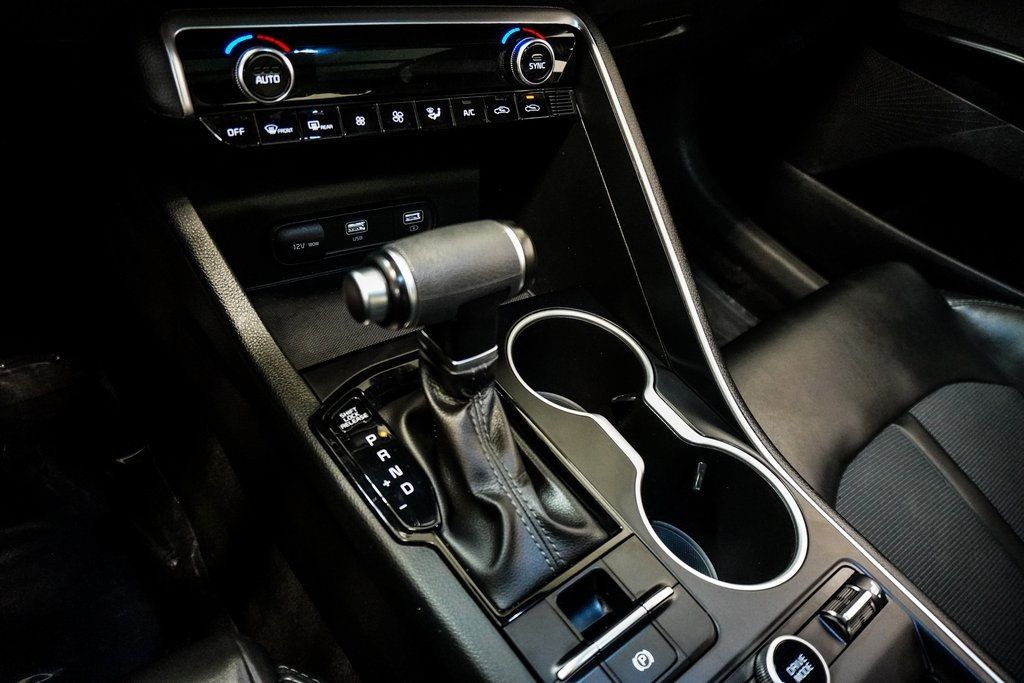 2021 Kia K5 GT-Line photo 37