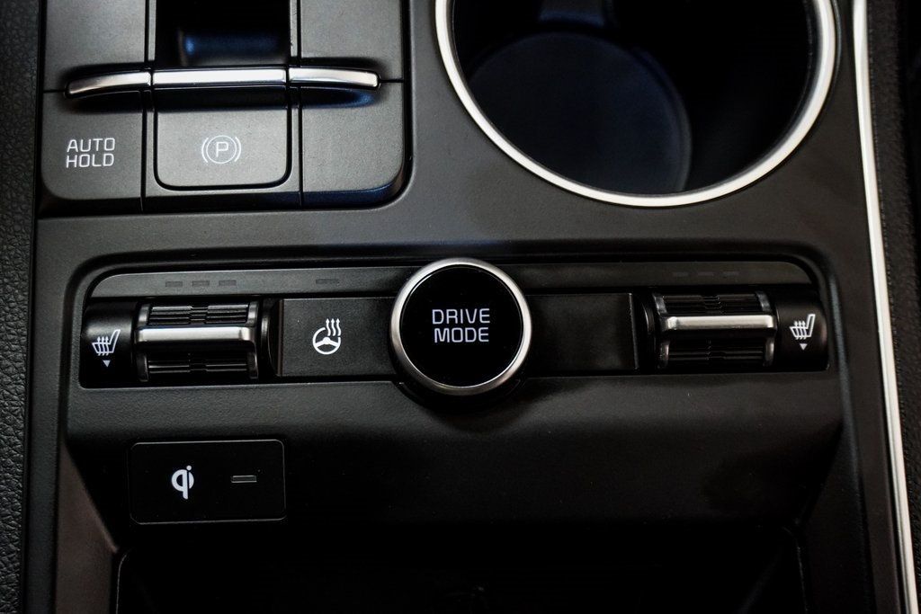 2021 Kia K5 GT-Line photo 38
