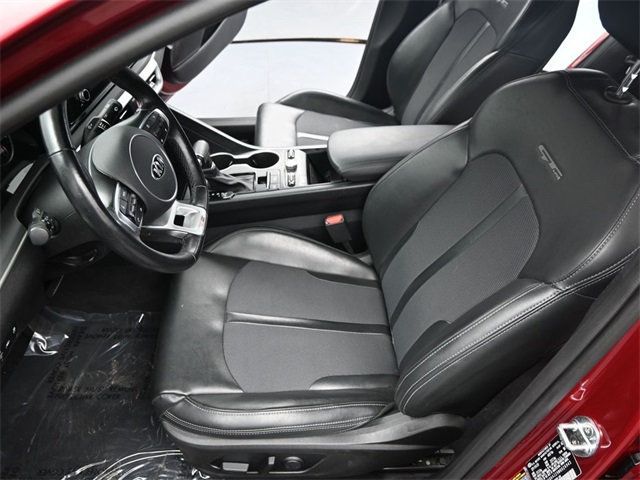 2021 Kia K5 GT-Line photo 11