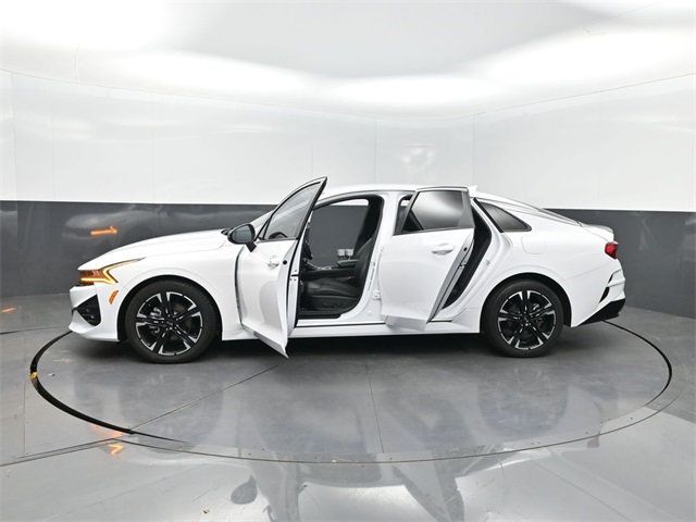 2021 Kia K5 GT-Line photo 36