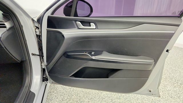 2021 Kia K5 GT-Line Automatic with Premium Package - 22974862 - 24