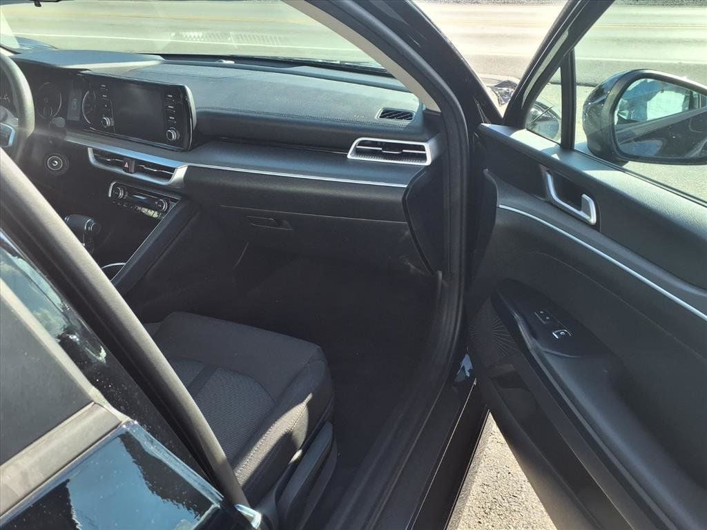 2021 Kia K5 LX Automatic FWD - 22923279 - 19