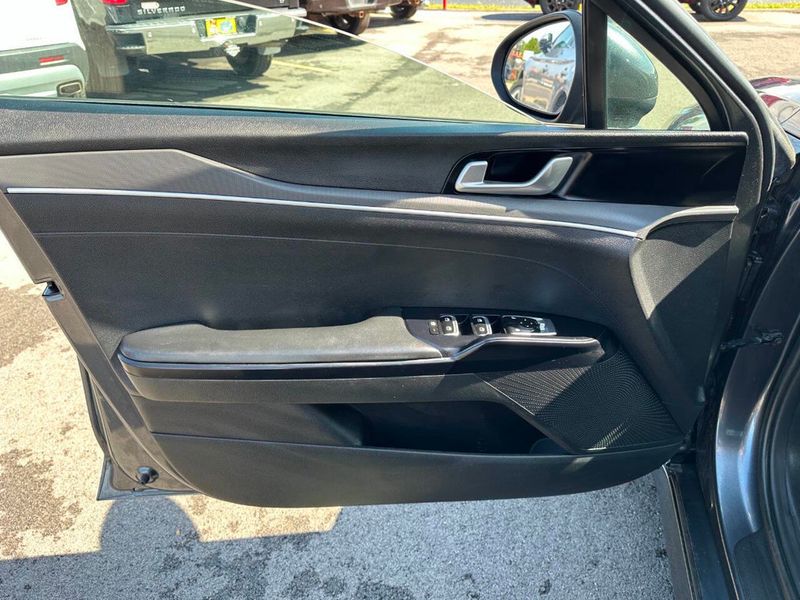 2021 Kia K5 LXS 4dr Sedan - 22921268 - 12