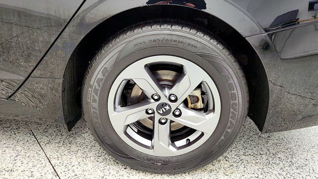 2021 Kia K5 LXS Automatic - 22966689 - 8