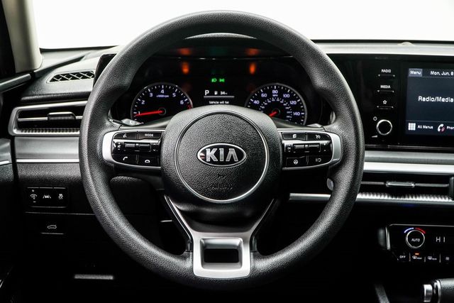 2021 Kia K5 LXS Automatic FWD - 22949560 - 17