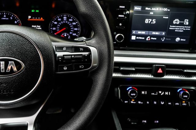 2021 Kia K5 LXS Automatic FWD - 22949560 - 31