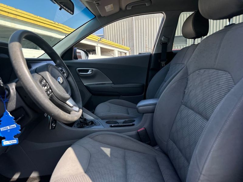 2021 Kia Niro LX FWD - 22954900 - 12