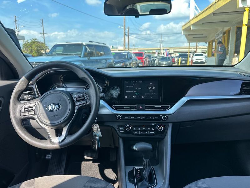 2021 Kia Niro LX FWD - 22954900 - 13