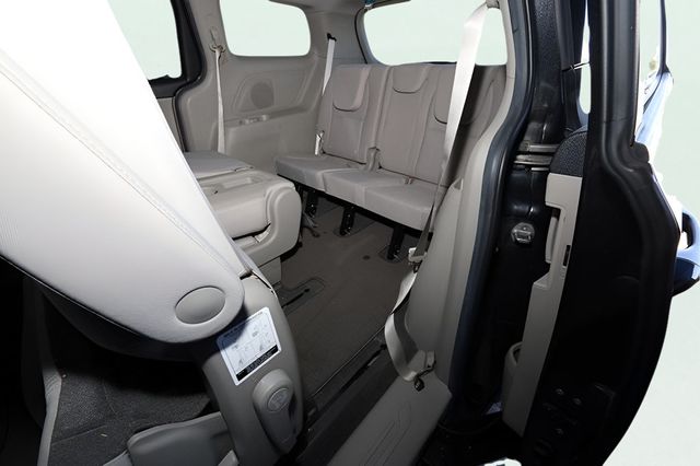 2021 KIA SEDONA LX - 22921074 - 16