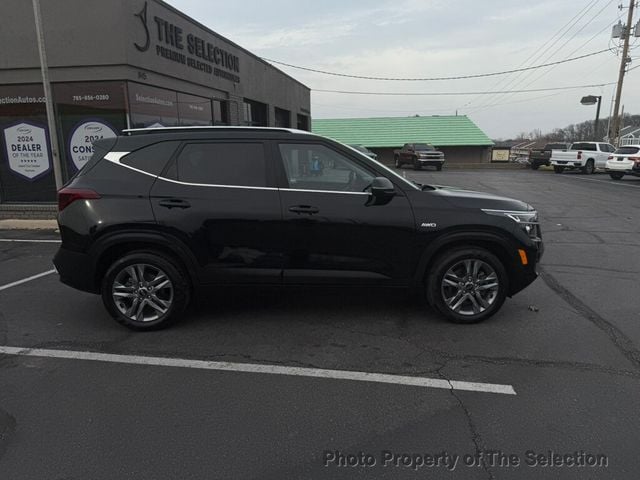 2021 Kia Seltos S AWD W/LANE DEPARTURE WARNING & APPLE CARPLAY - 22944962 - 16