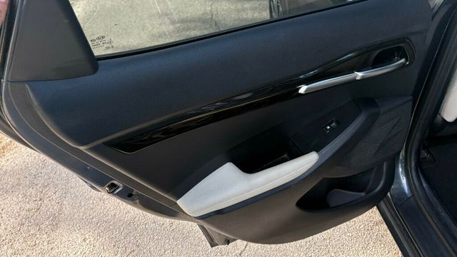 2021 Kia Seltos SX DCT AWD - 22790415 - 10