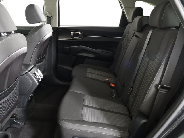 2021 Kia Sorento LX AWD - 22951986 - 30