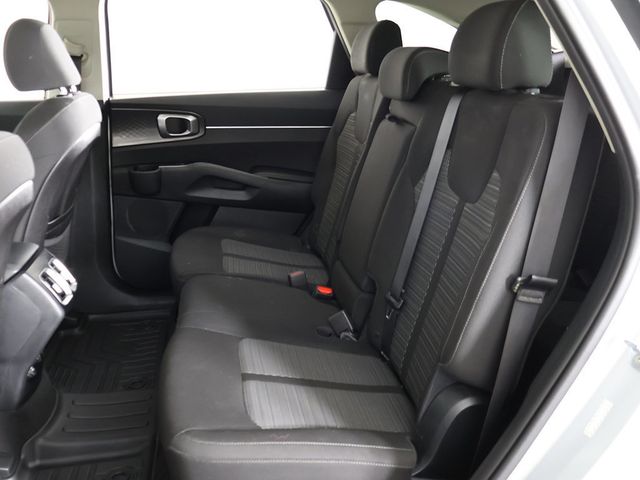 2021 Kia Sorento LX AWD - 23086940 - 30