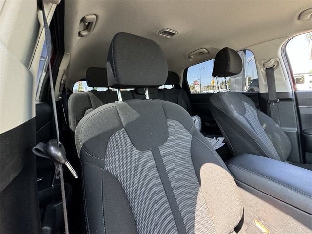 2021 Kia Sorento LX AWD - 22593745 - 11