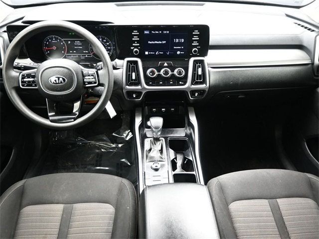 2021 Kia Sorento LX FWD - 22951602 - 16
