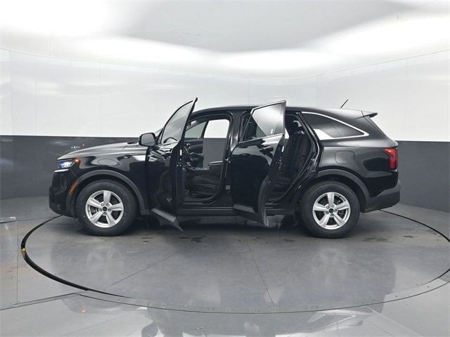 2021 Kia Sorento LX FWD - 22951602 - 39