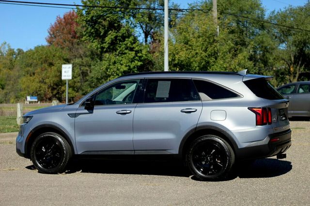 2021 Kia Sorento ONE OWNER AWD S  LEATHER MOONROOF  - 22908614 - 18