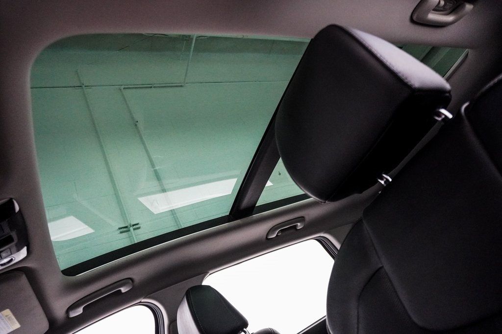 2021 Kia Sorento SX Prestige X-Line photo 18