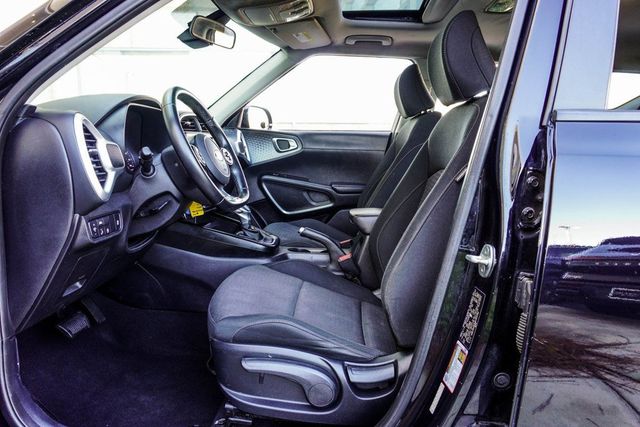 2021 Kia Soul GT-Line IVT - 22975491 - 35